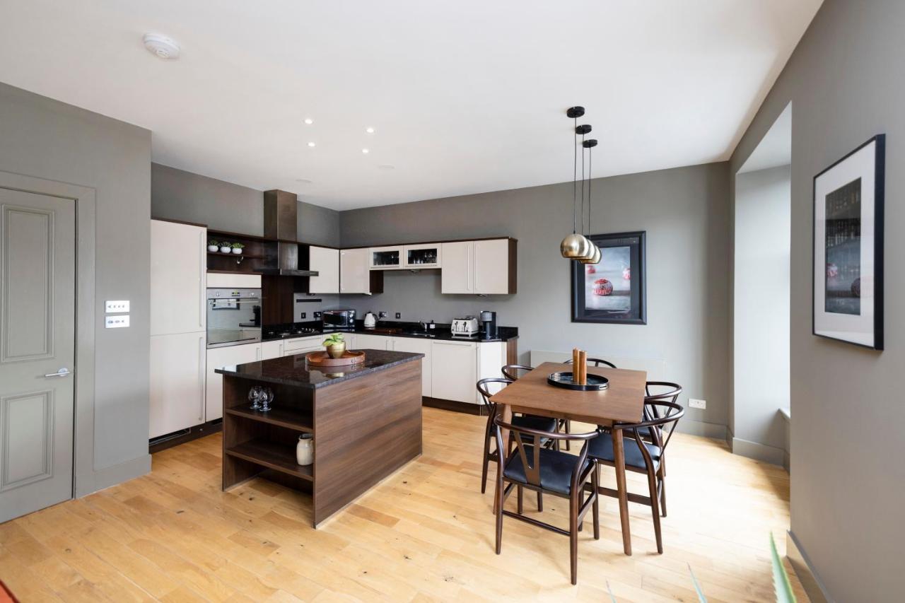 Joivy Stylish Flat In New Town Apartment Единбург Екстериор снимка